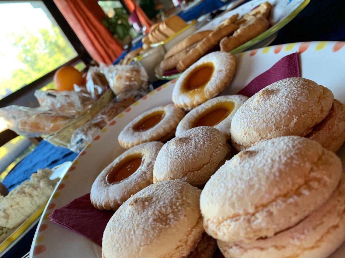 Oasi Muru Idda Budoni Buitenkant foto